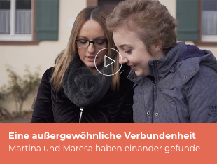 Video darüber, wie zwei AAV-Patientinnen sich kennengelernt haben und sich über ihre Erfahrungen mit AAV austauschen